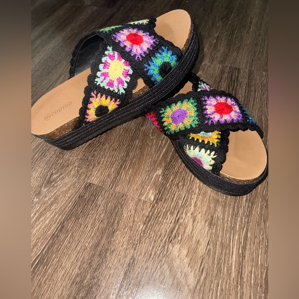 Coutgo Colorful Multicolor Crochet Women's Sandals Size 9